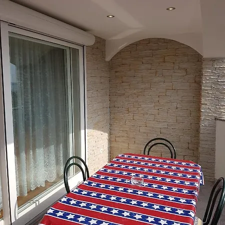 Krajnovic Apartment
